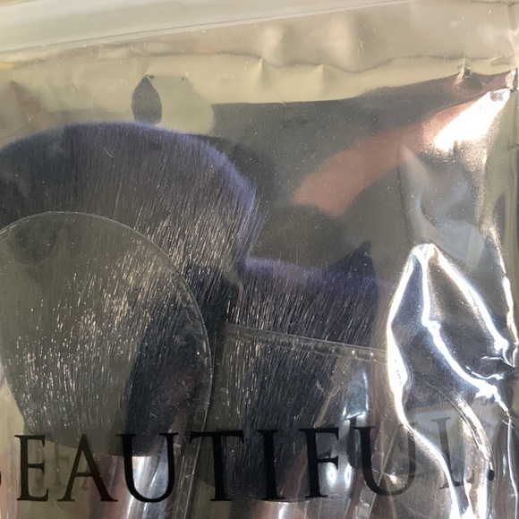 Brand New Pack of 3 Makeup Brushes and Pink Ipsy Bag +Add On Item - Picture 3 of 3